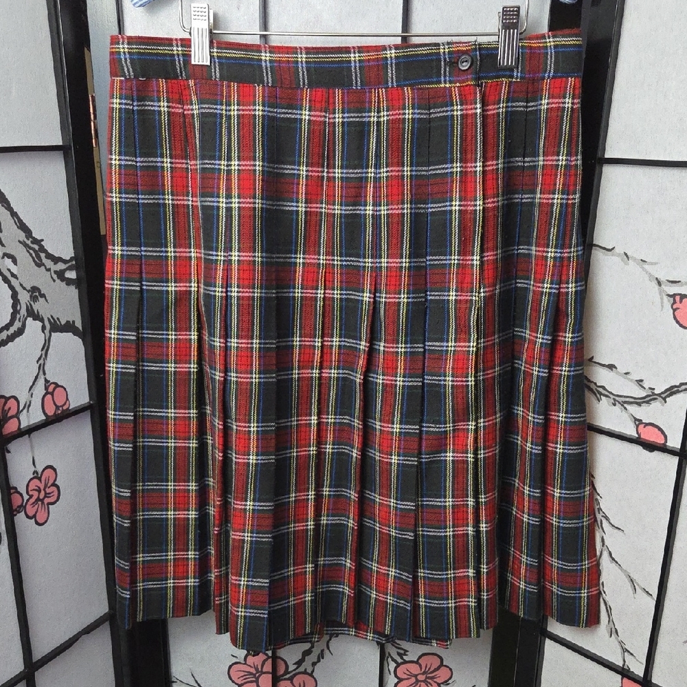 Stand Studio Red Black Multicolor Plaid A-Line Skirt Size 12